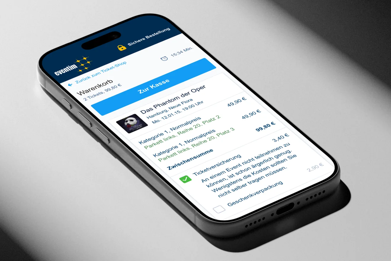 Mobiler EVENTIM Checkout mit Ticketübersicht, Zusatzoptionen und Warenkorb.