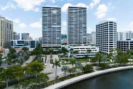 Plaza of the Palm Beaches