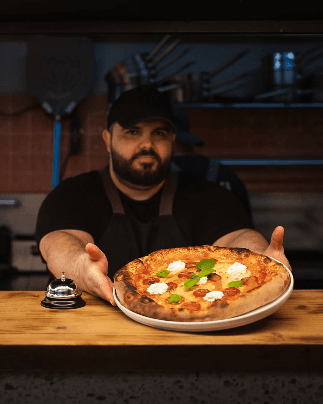 A nossa melhor sugestão para aproveitar este dia solarengo passa por um passeio à beira-rio e degustar alguns dos melhores pratos de conforto da nossa carta.