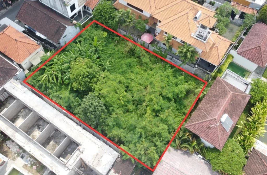Land plot 584 m² in Canggu, Padonan, Leasehold 28 years