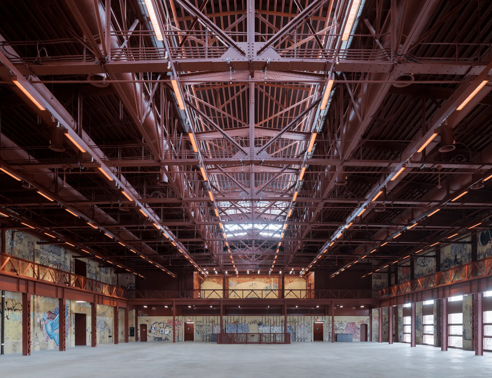 Main performance and exhibition space turbine hall with dual linear and accent lighting systems
