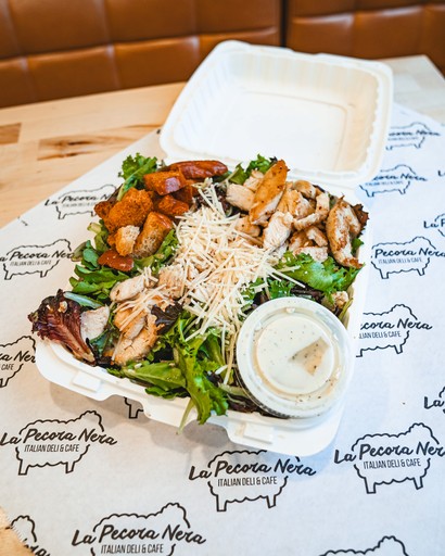 mantu served in a white plate