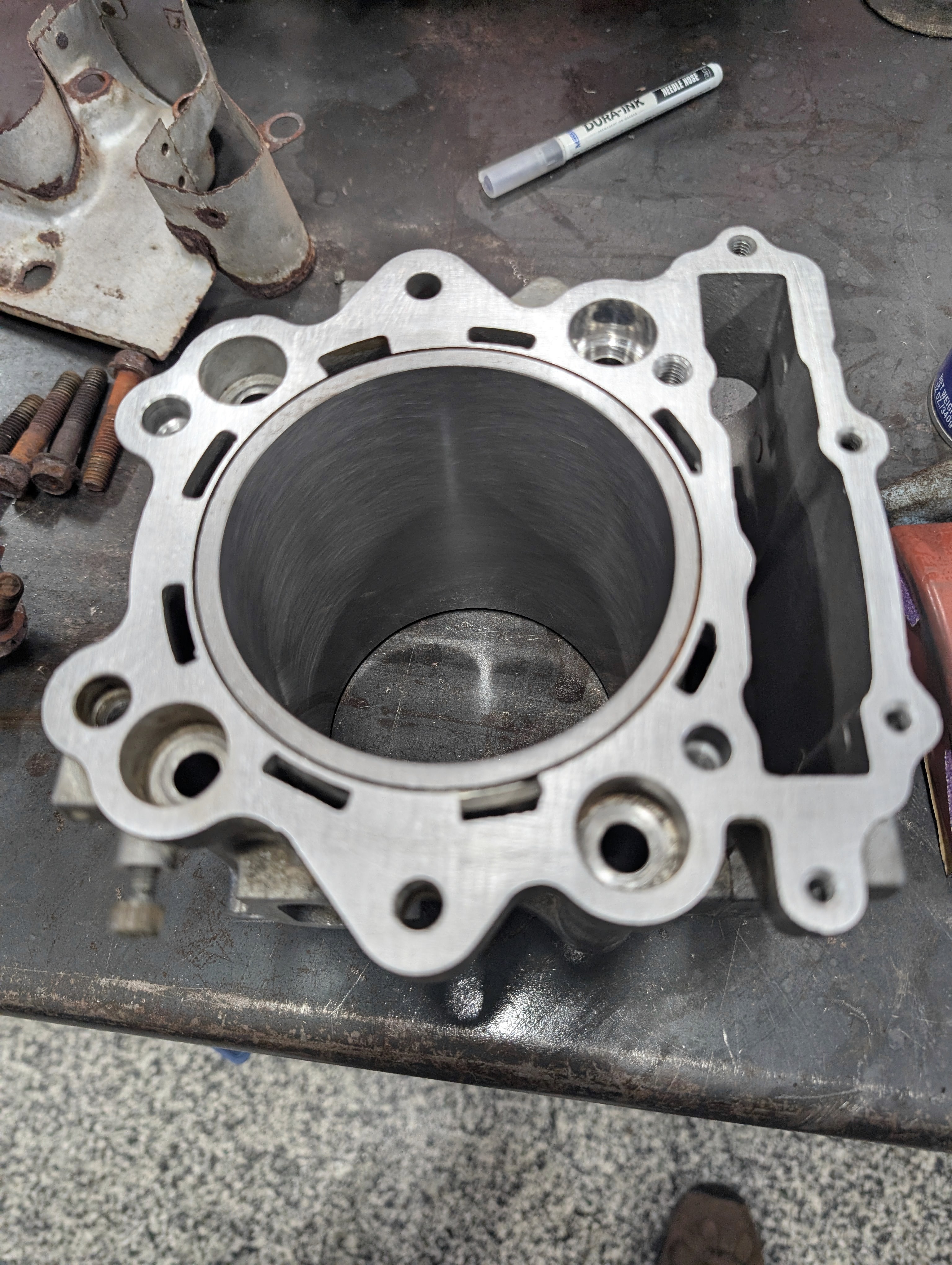 Single cylinder motorcycle cylinder that was just bored and honed