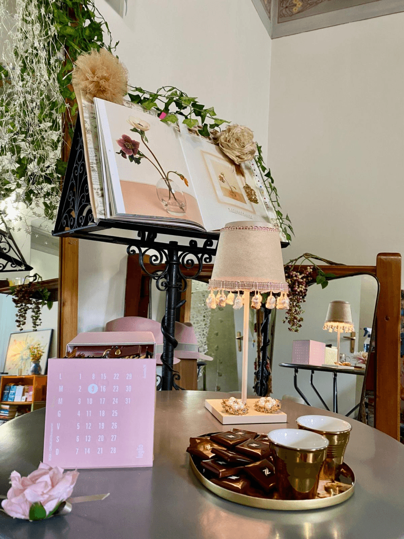 design + communication spazio creativo poldina tazze da caffè calendario a cubo design del prodotto