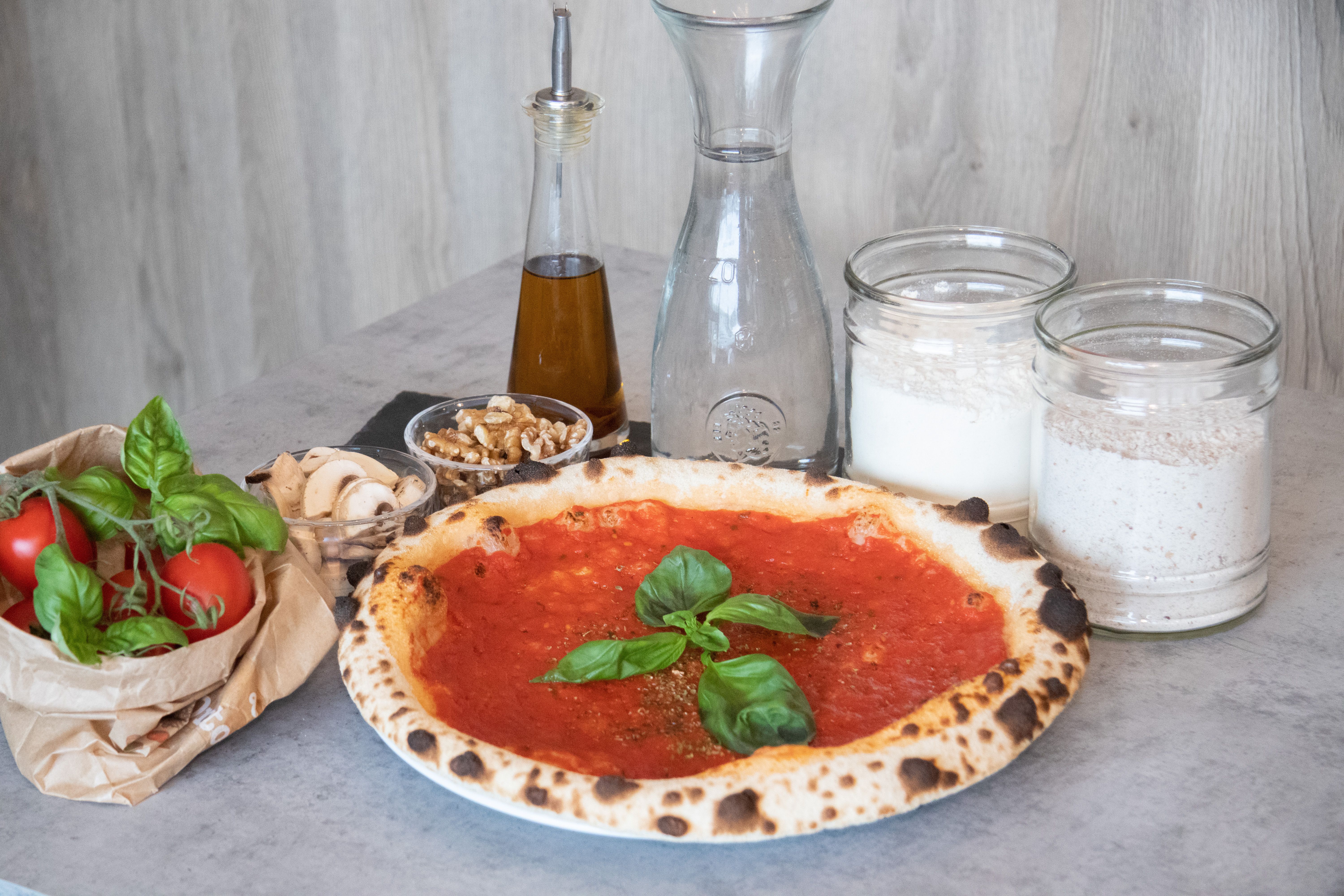 A marinara: San Marzano, garlic and oregano, no cheese
