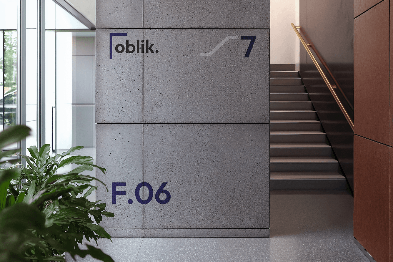 Coach explaining stuff to an athlete