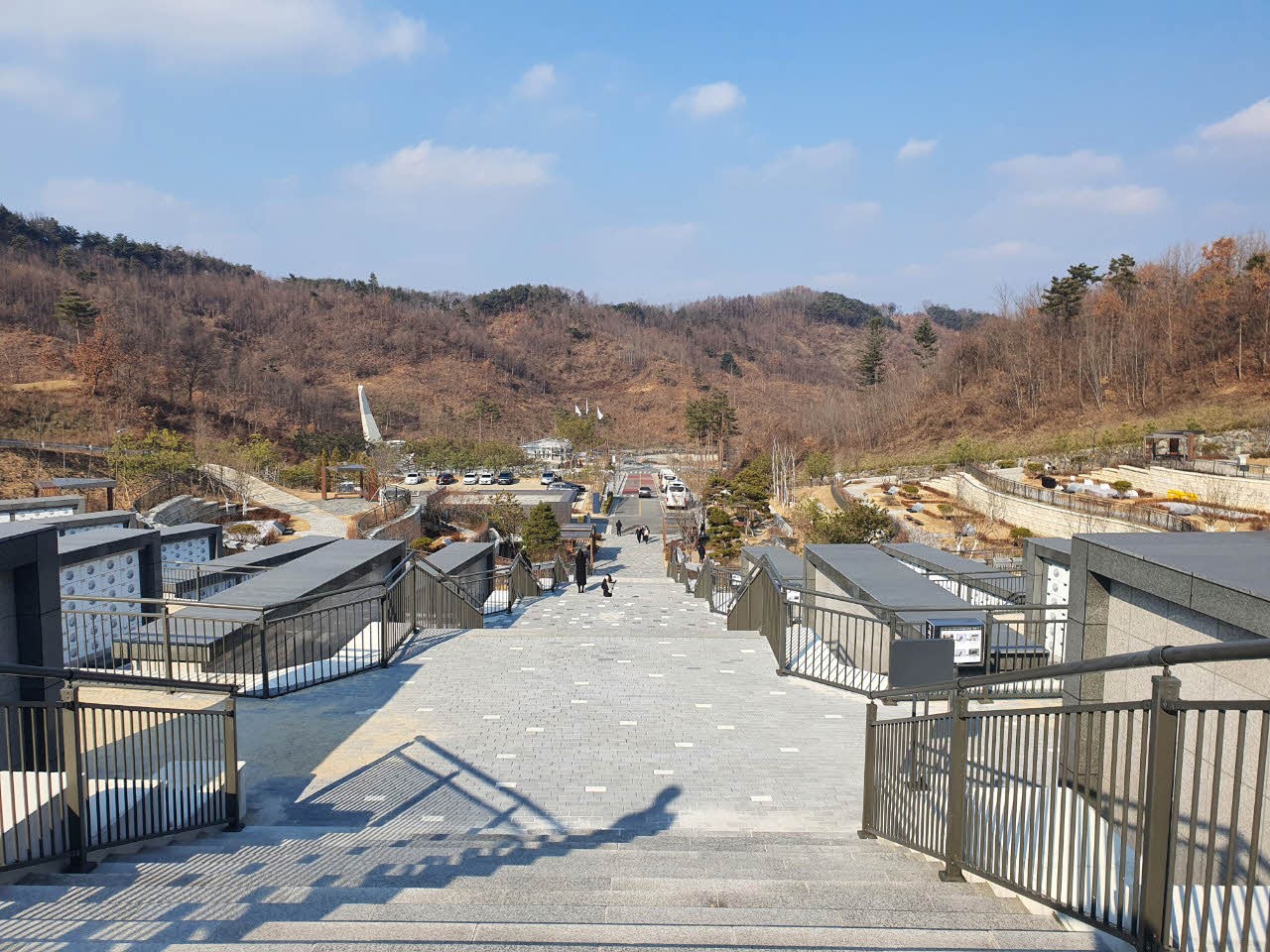 보훈상조에서 직접 진행한 국립묘지 안장 사진