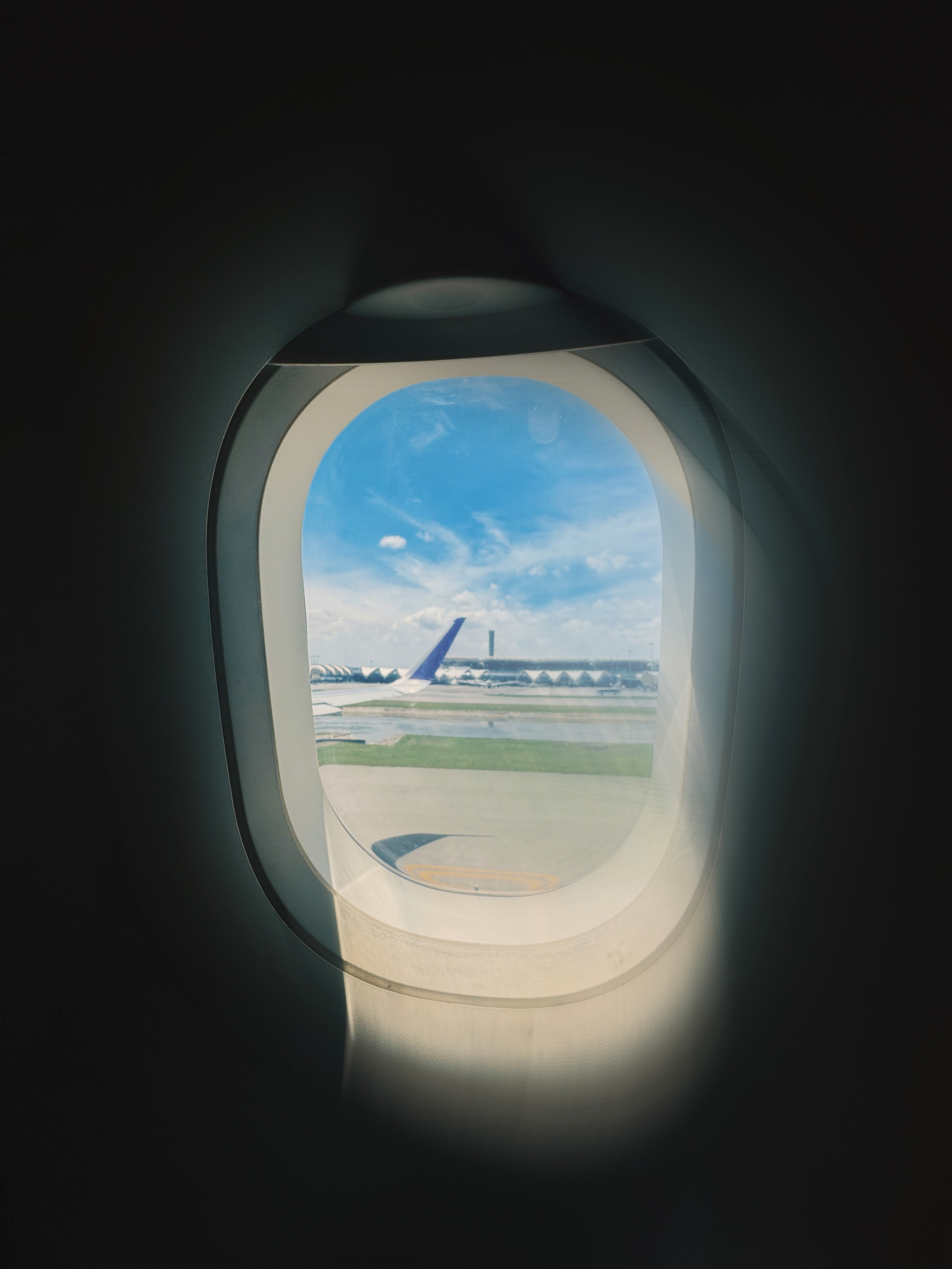 How to Book Cheap Flights: 10 Tips That Actually Work in 2026