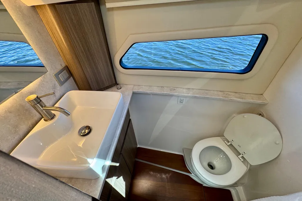 Boat thumbnail 27