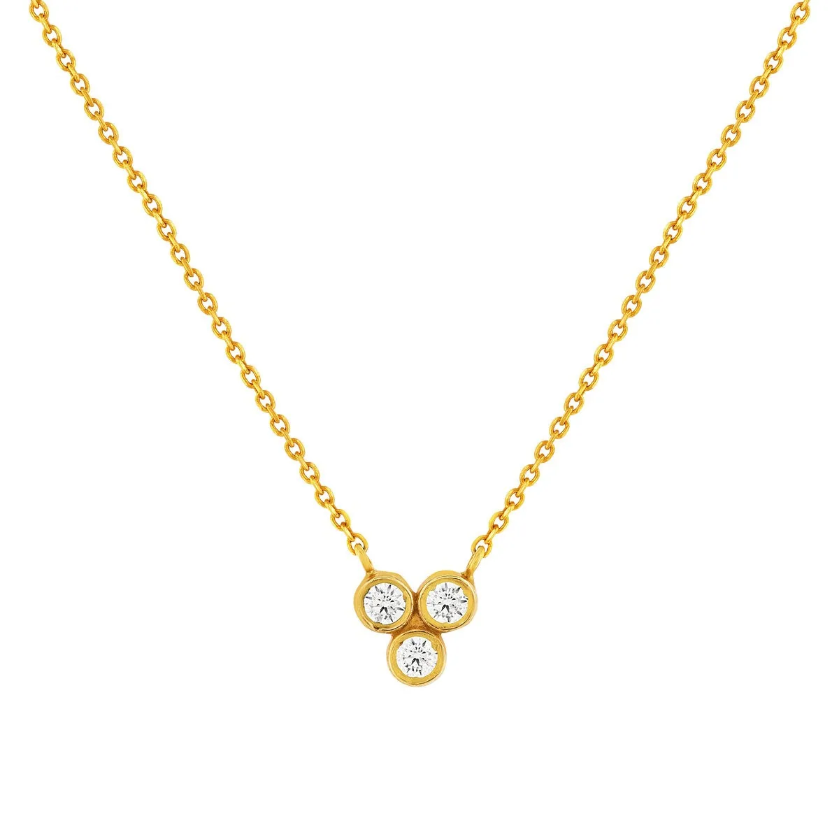 Collier en or jaune 375 serti de oxydes de zirconium