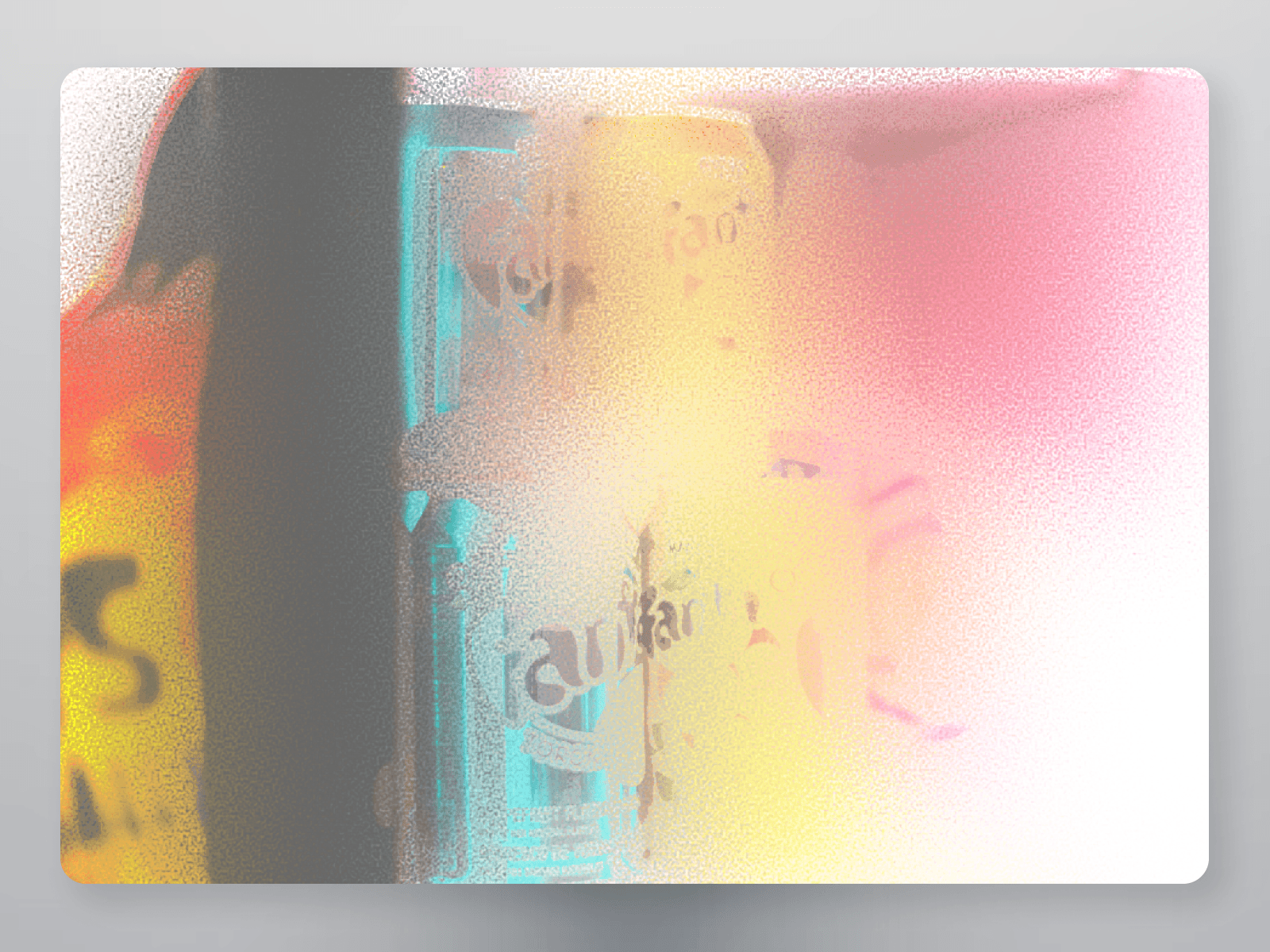 带有动态悬停效果、动画GIF和详细背景故事的沉浸式角色展示