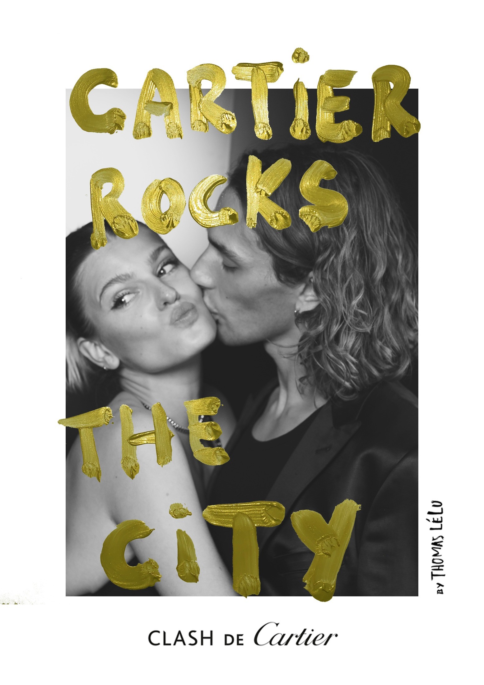 Two guests embracing in a finished Clash de Cartier portrait