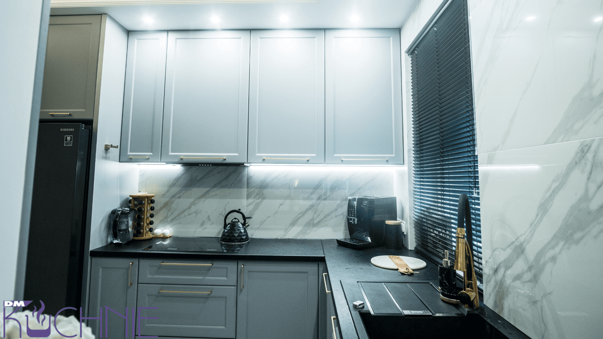 Zabudowa kuchenna na wymiar Warszawa, nowoczesna kuchnia z AGD w zabudowie