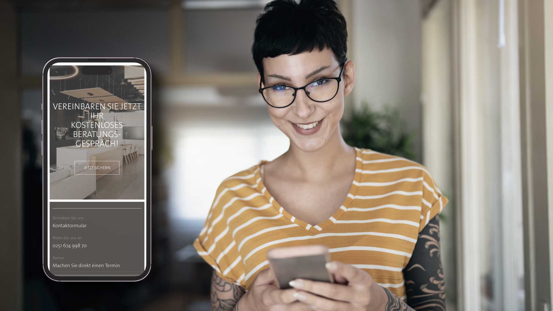 Mobile Version der Raumfabrik-Website – responsive Darstellung auf Smartphone mit intuitiver Navigation