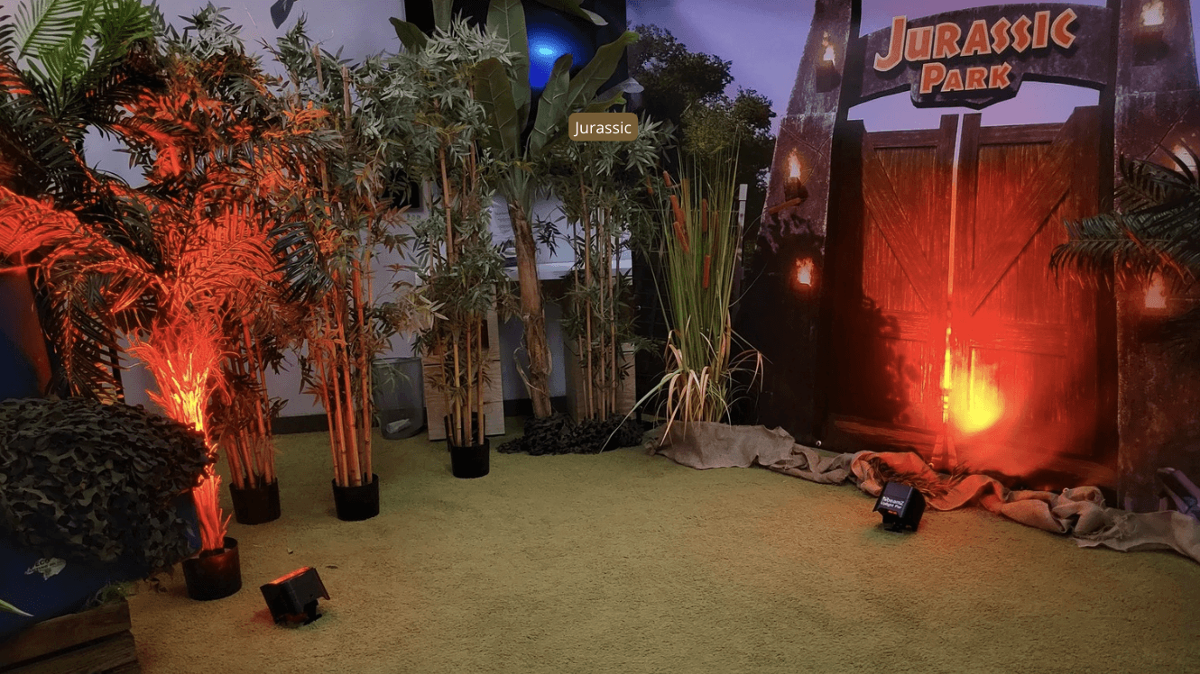 decor-soiree-theme-jurassic.jpg