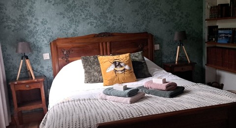 Chambre d'hote 2 personnes dans l'hébergement The Bees