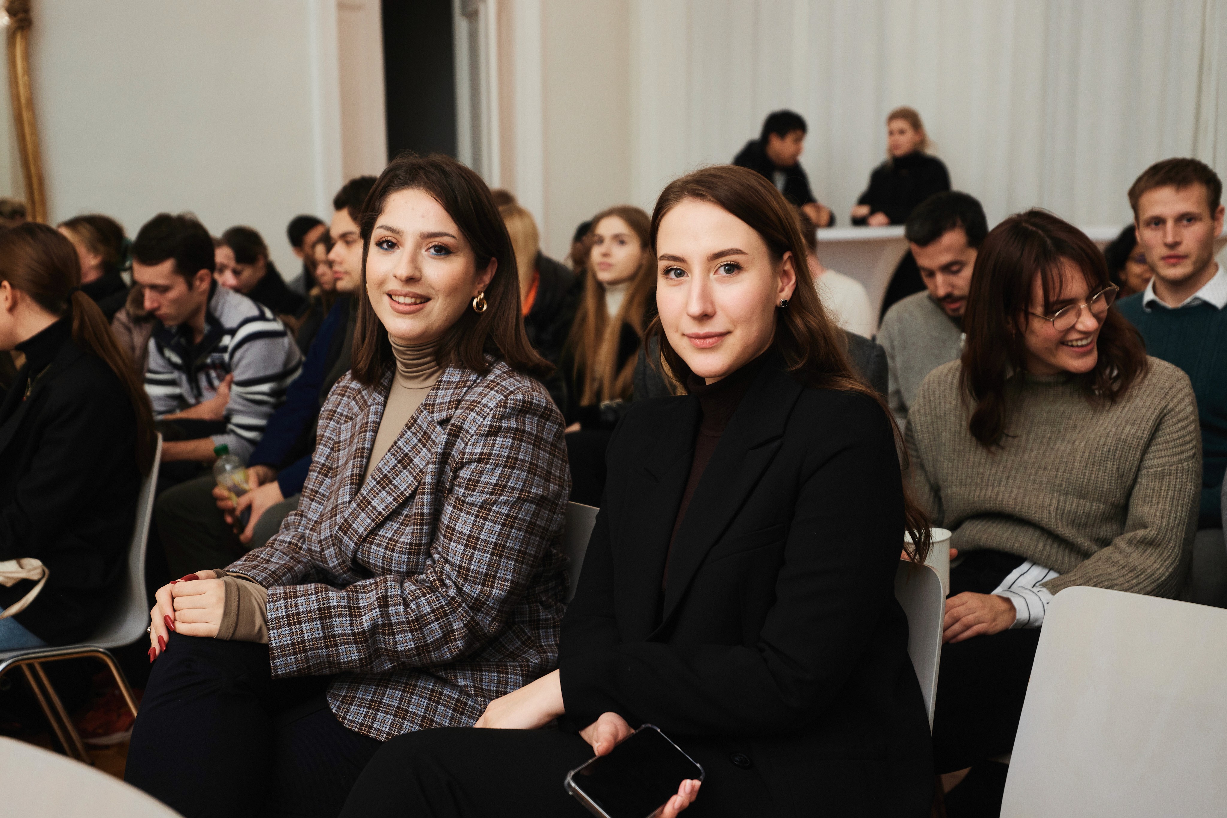 Students listening to Mag. Roland Schöbel, Partner and Member of the Territorial Leadership Team at PwC Austria 