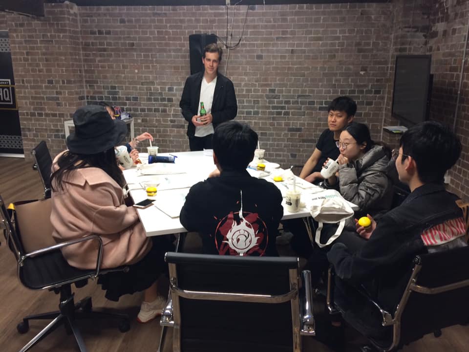 No photo description available.