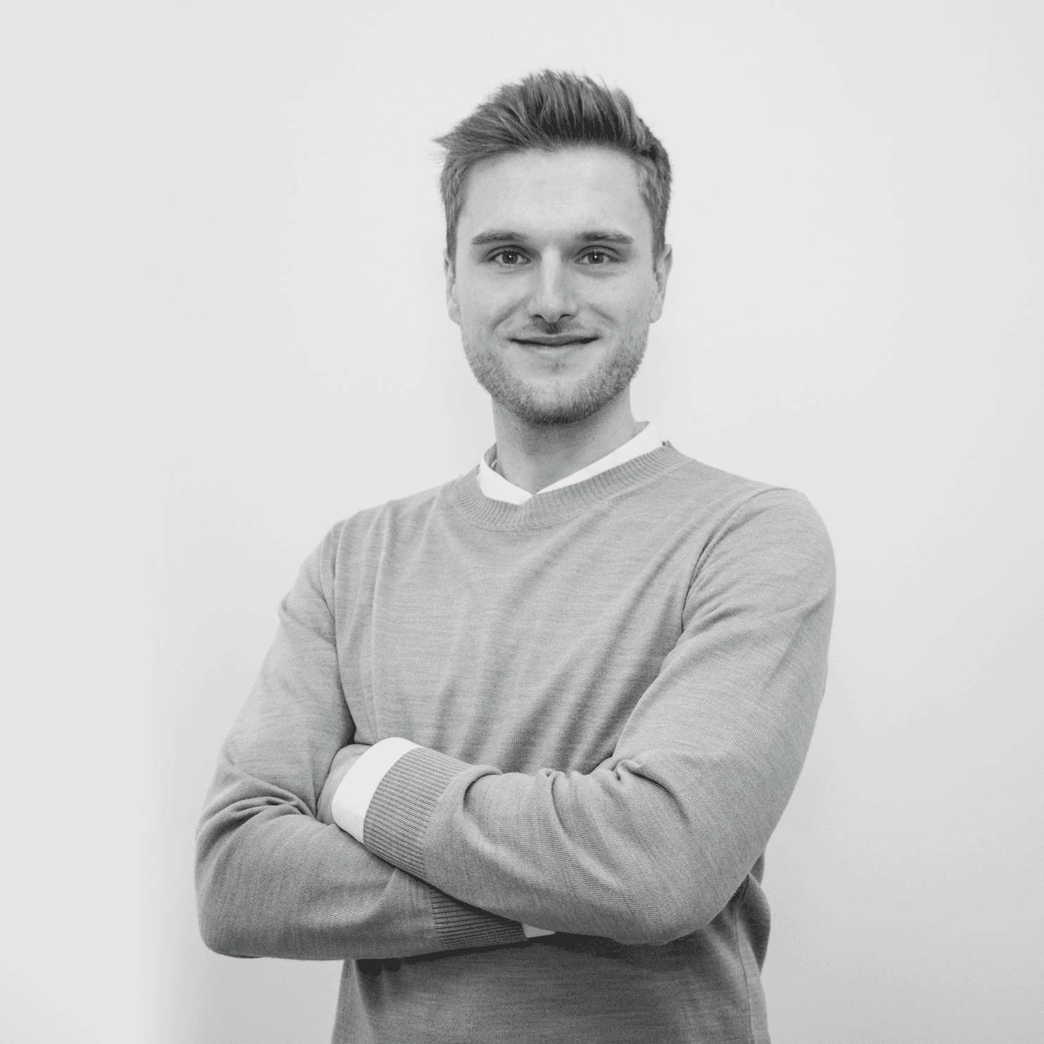 Portrait of Tobias Lieb in a professional context
