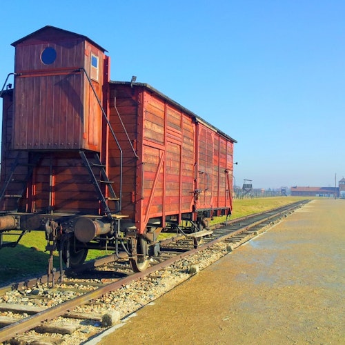 Egy szekér, amelyen embereket szállítottak a táborba.