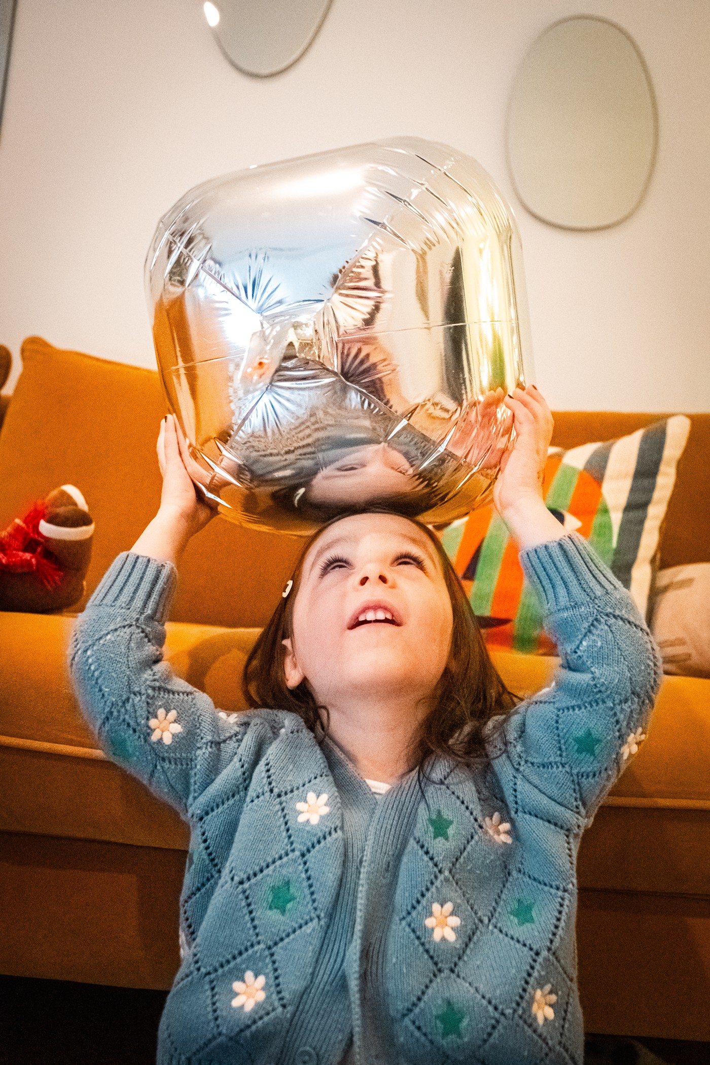 girl-mirrored-ball-lifestyle-portrait-new-york