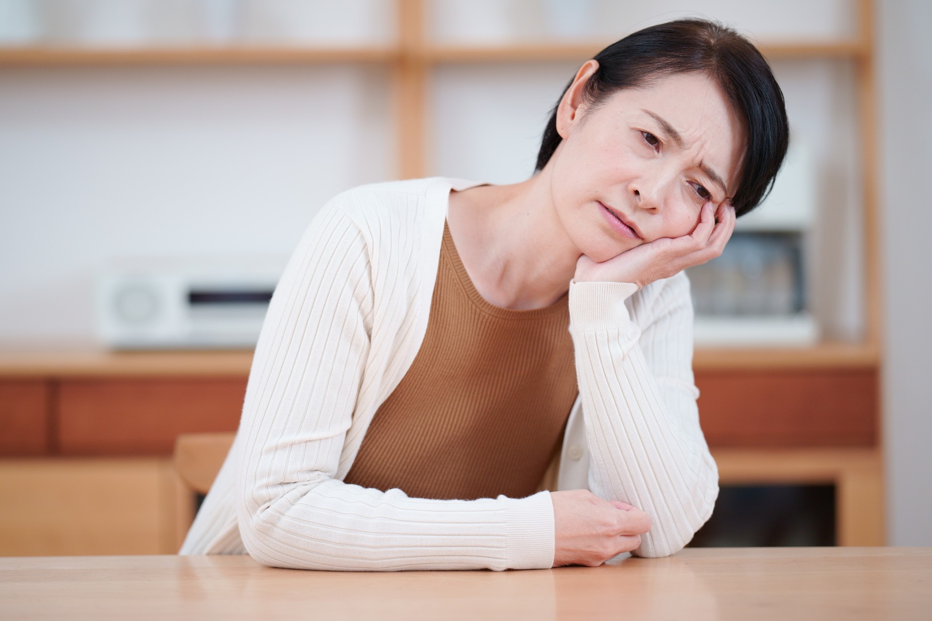 女性ホルモンの減少に悩む女性｜鈴木紗理奈さんのInstagram投稿