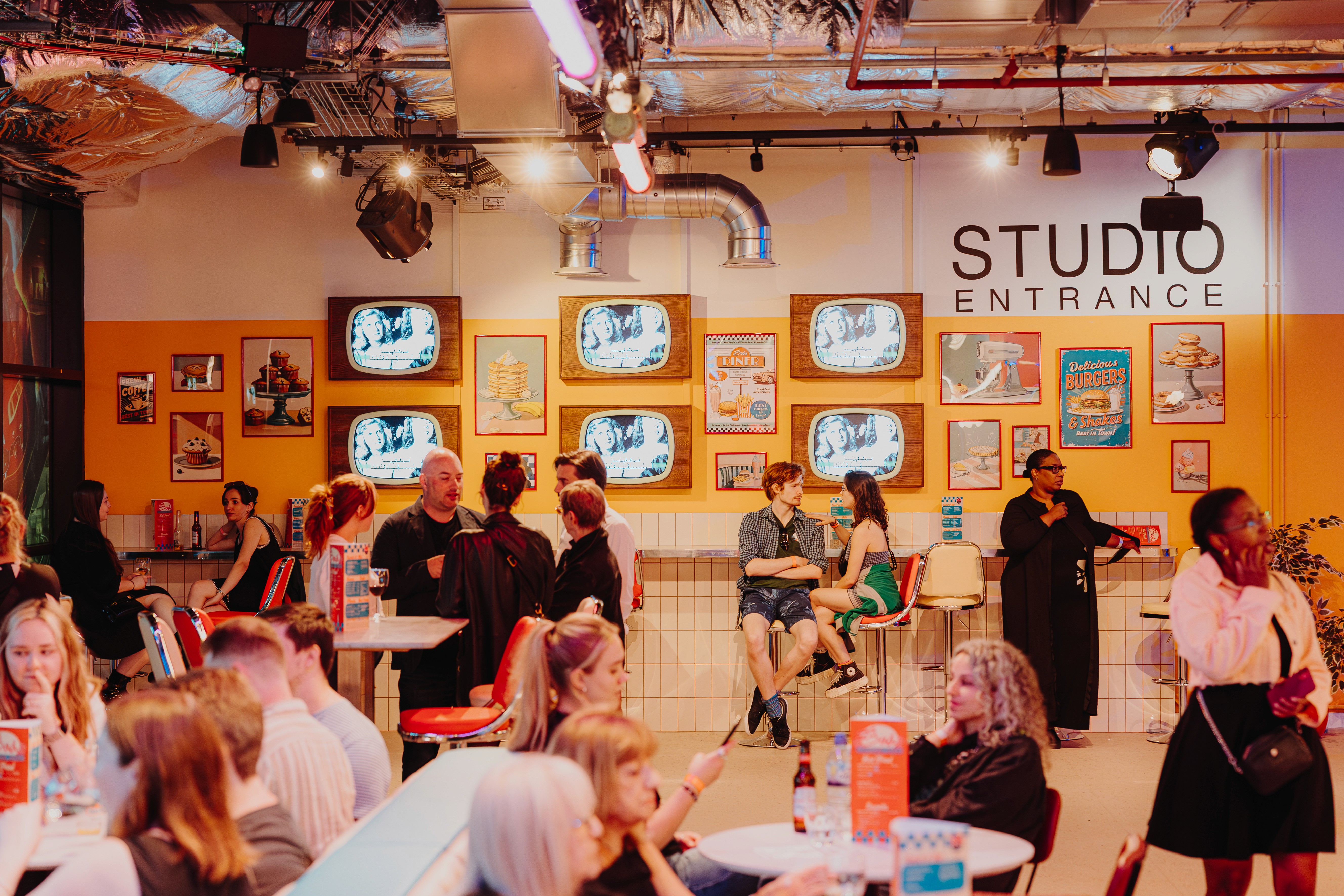 Elvis Evolution experience - F&B interior and hospitality design by S+Co