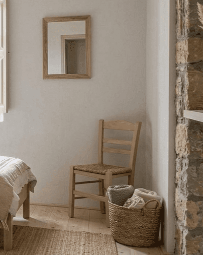 Bedroom photograph