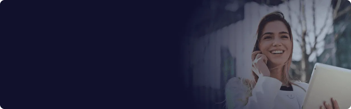 Happy HR professional experiencing the benefits of data-driven culture intelligence and employee wellbeing analytics