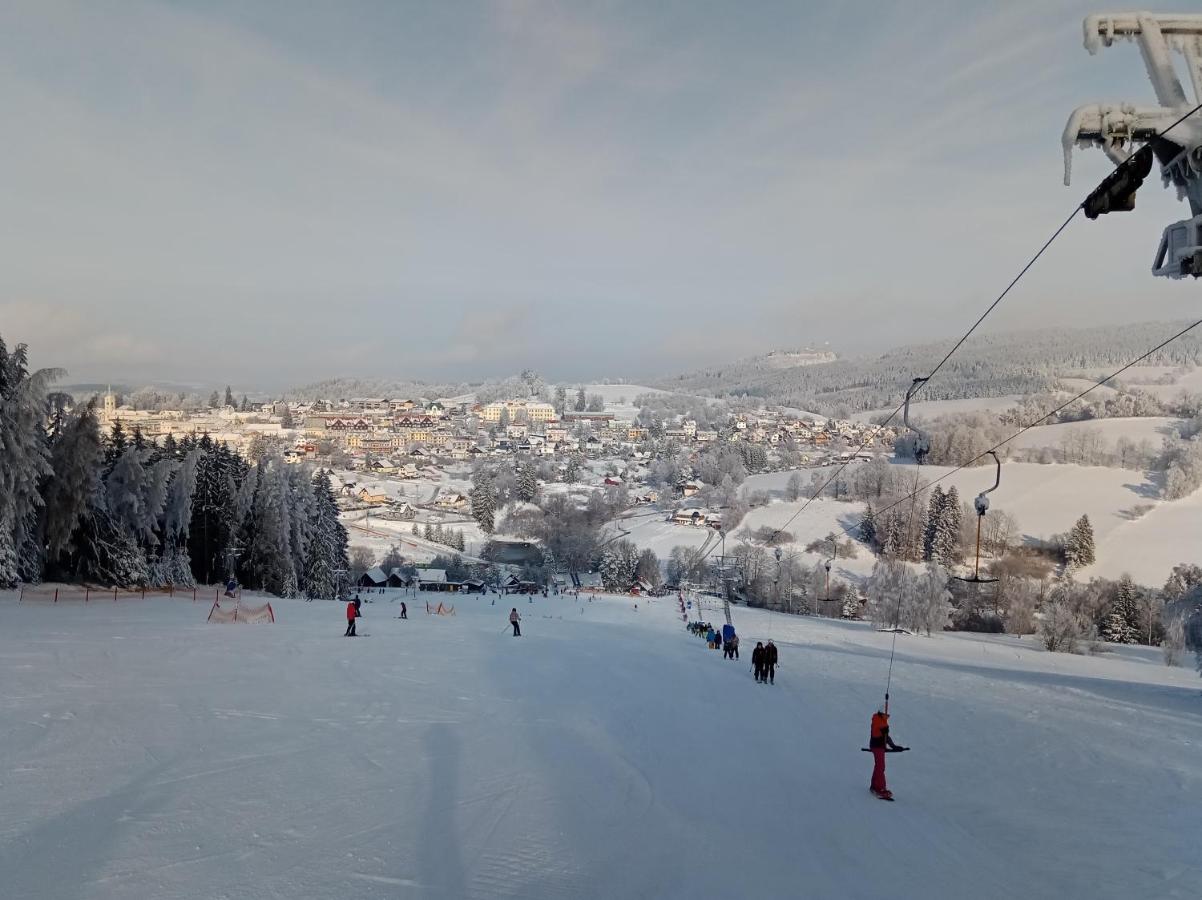 Here comes the alt text