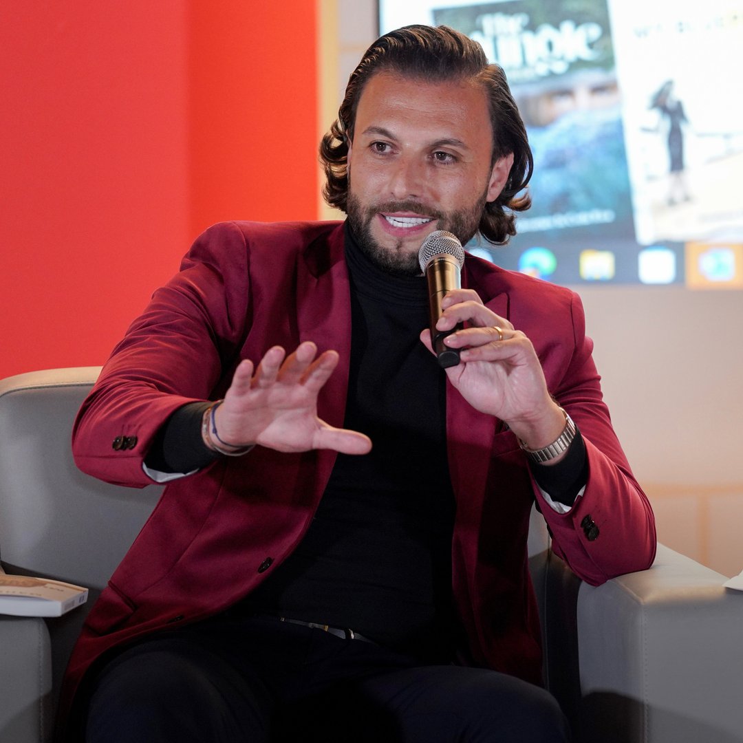 Person that says the Review