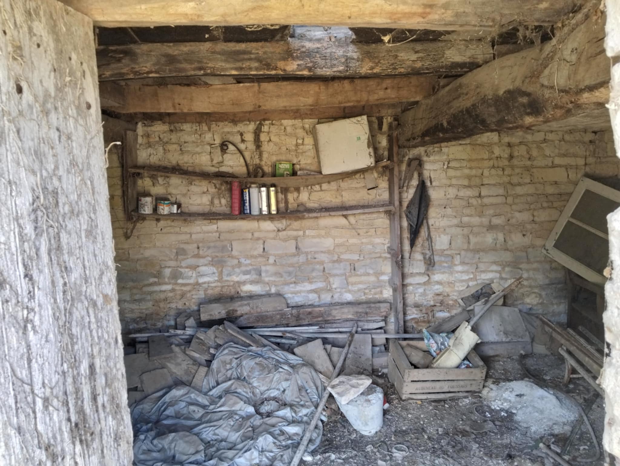 vue interieur dépendance