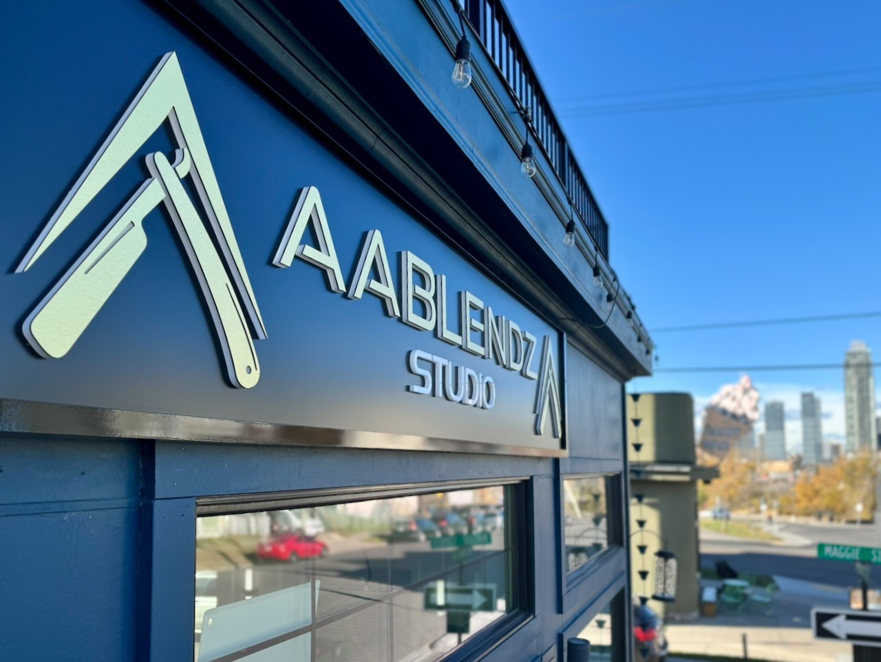 AABLENDZ Push Through Halo Lit LED Sign