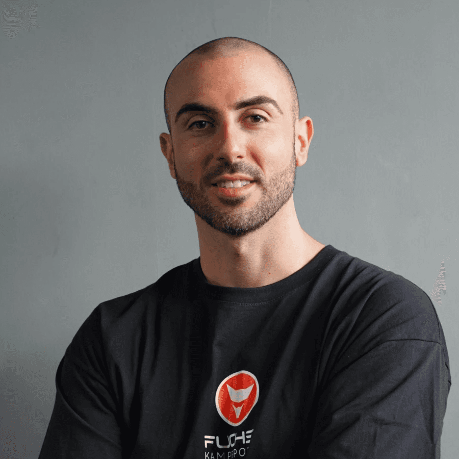 Luca, Trainer im Fuchs Kampfsportstudio, spezialisiert auf Boxen und Wettkampfvorbereitung
