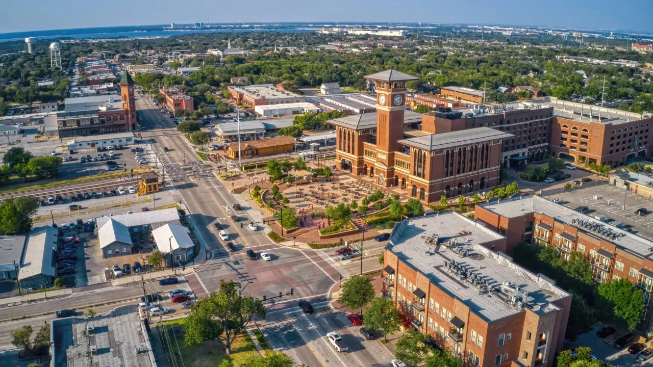 Roofing Grapevine, Texas. Get to know Watson´s  services.