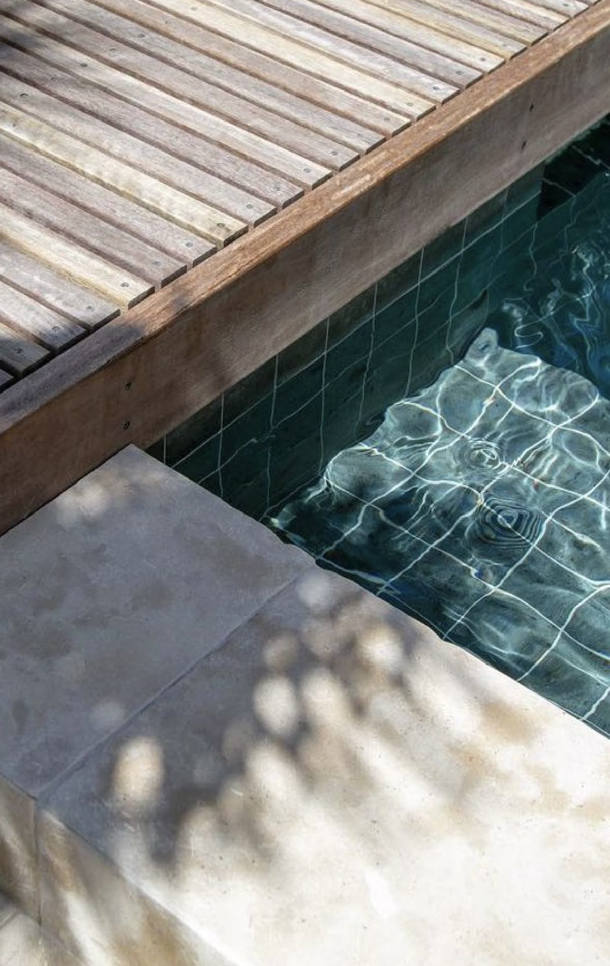 AI Pool Water Enhancement