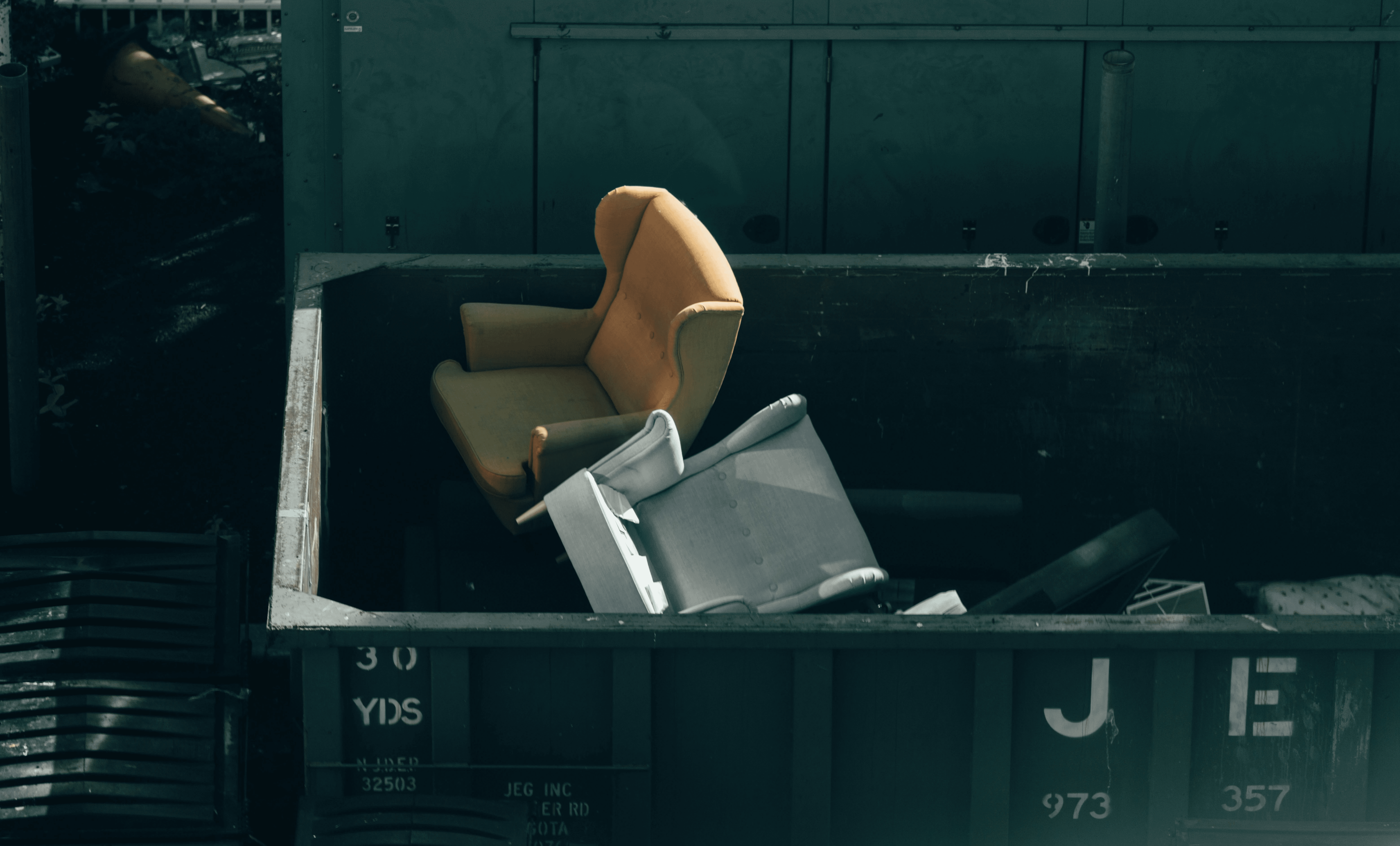 bulk waste removal from apartment block bin area