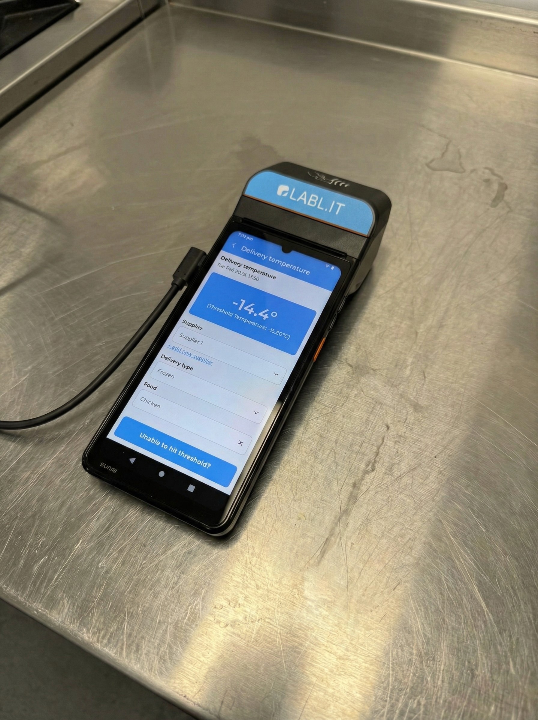 Labl.it device showing TempLog probe reading