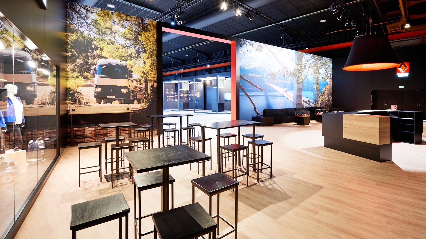 Showroom Renault Trucks Square par Expace