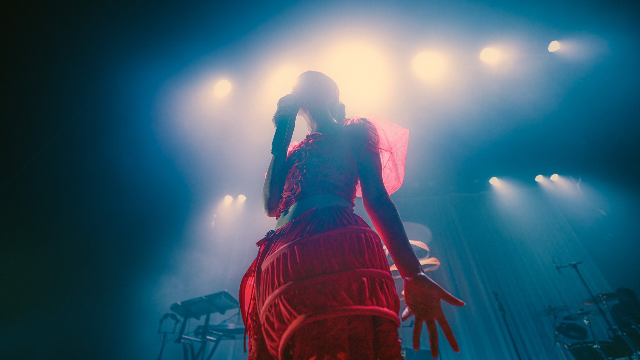 Griff Performs In Chicago at The Vic