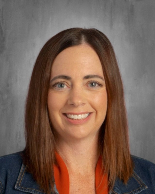 Image of a rapper with headphones