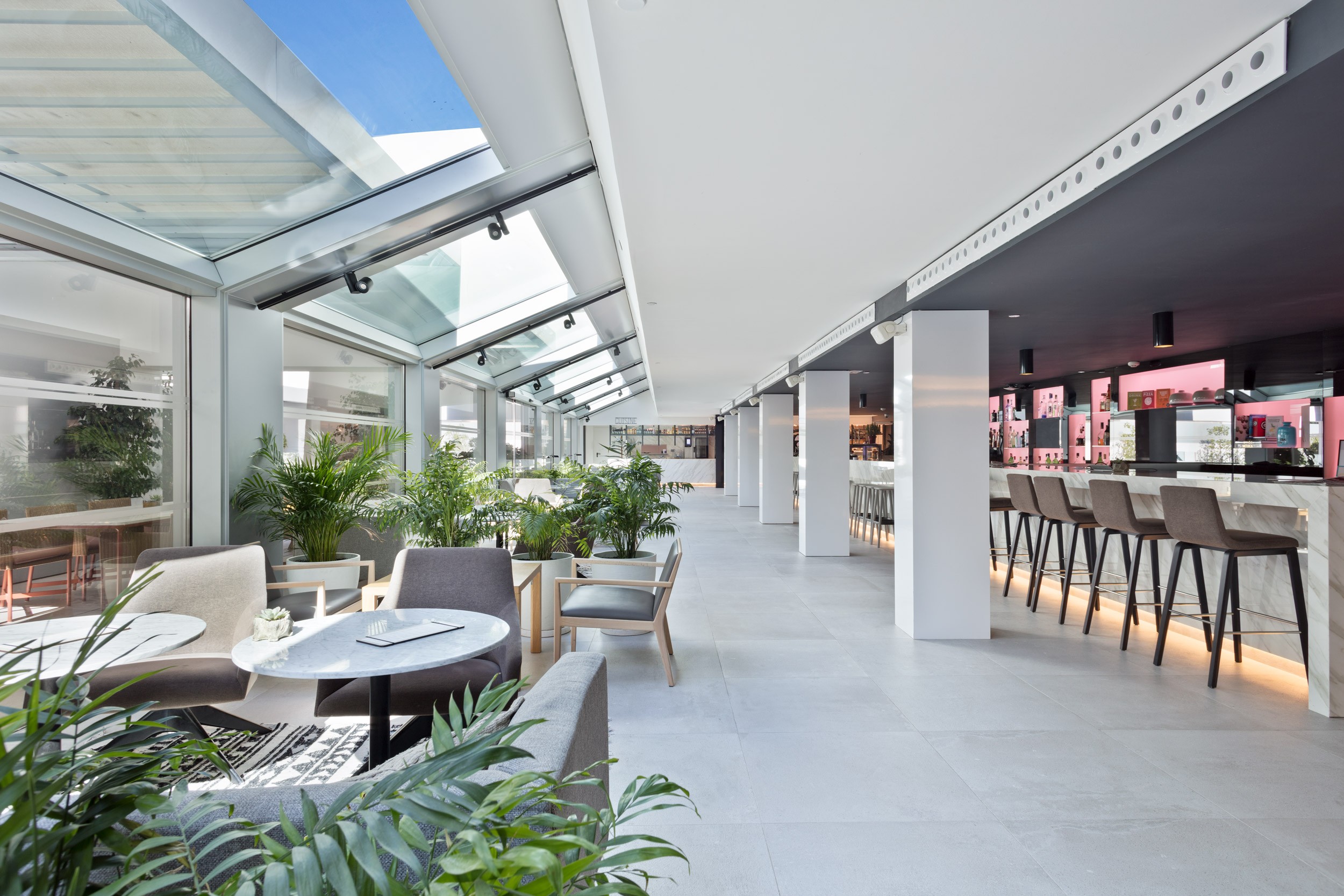 Neon Edge: Futuristic Cyberpunk