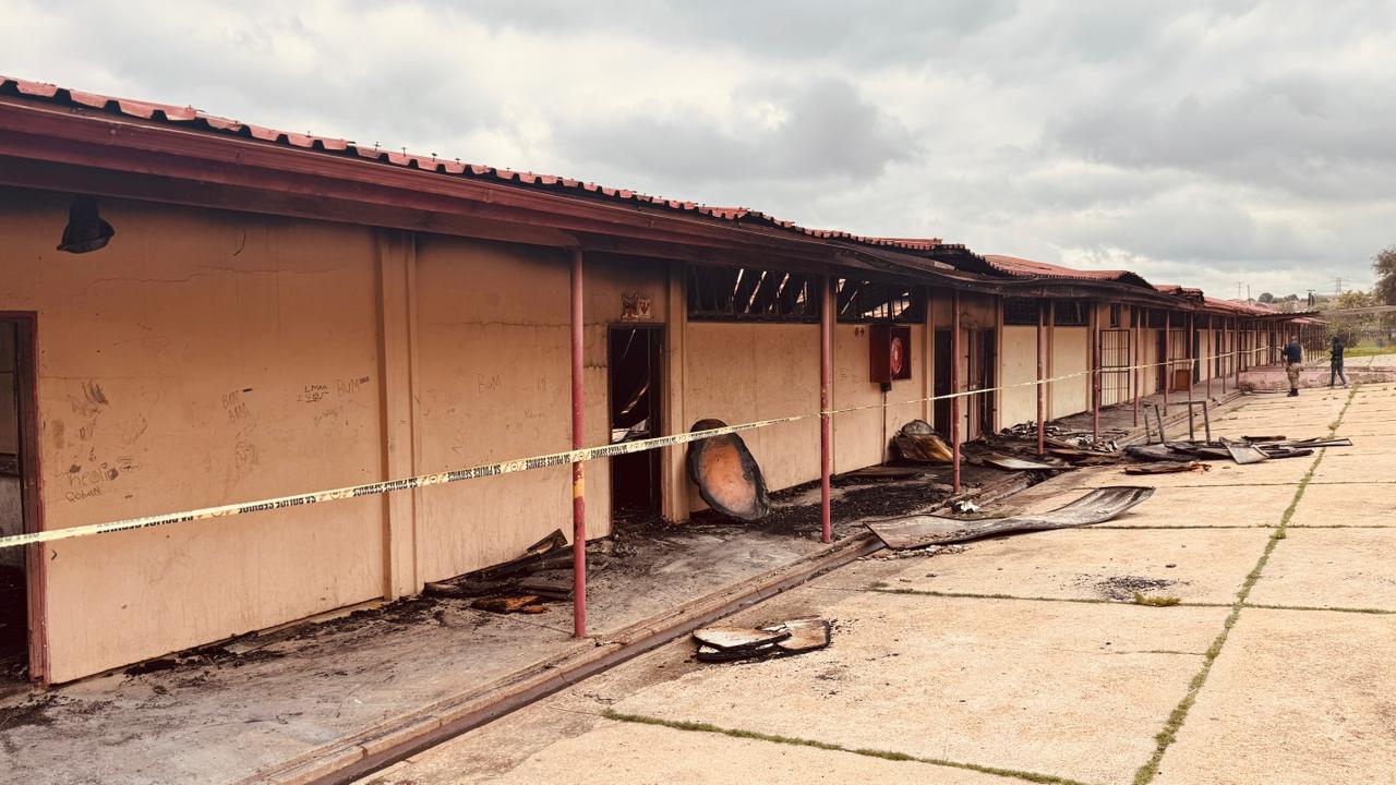 Photo:Over 300 learners left without classrooms after Riverlea High School fire – South African Daily