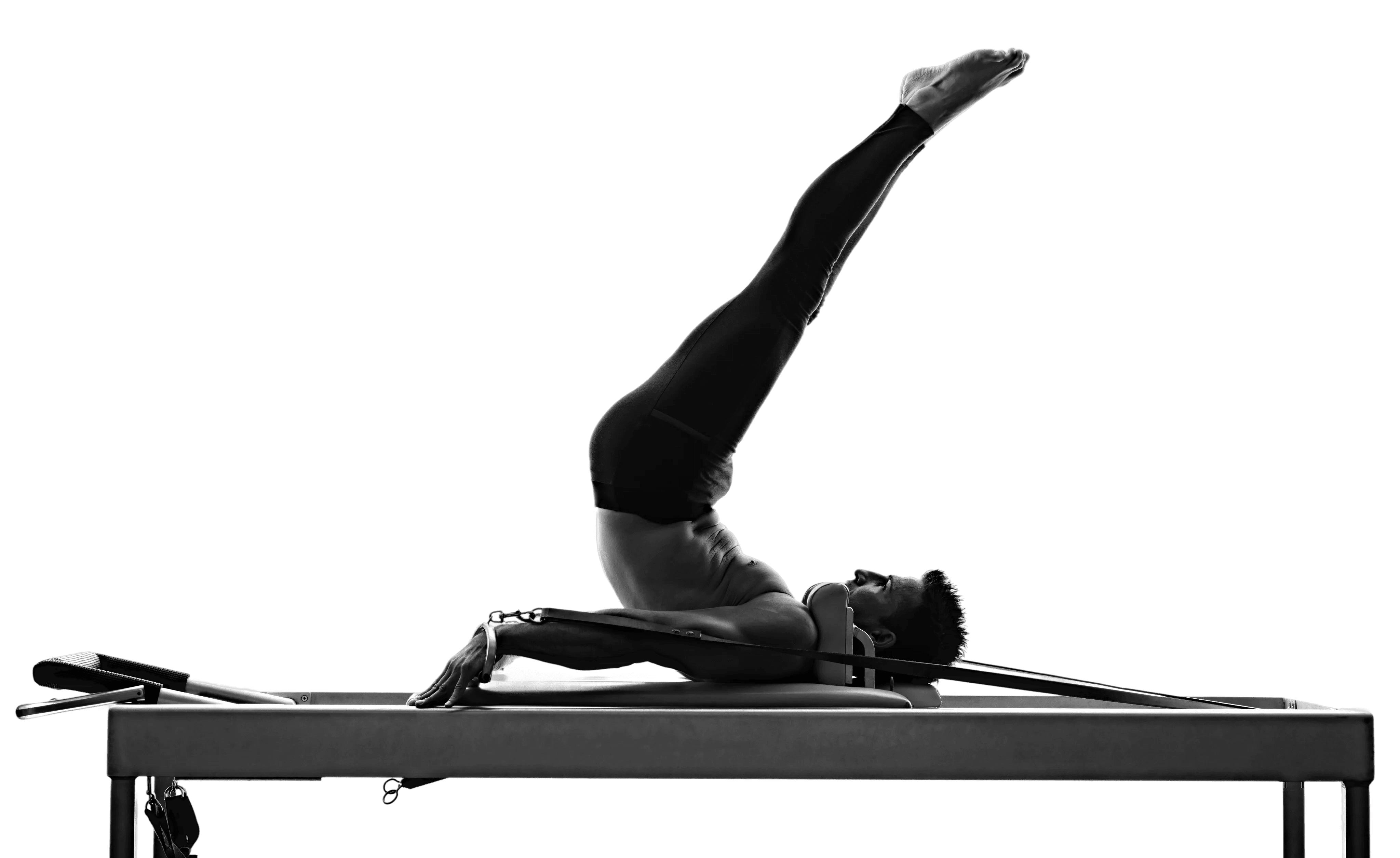 Photo Mihai Niculescu sur machine de Pilates Reformer - Studio de Pilates Hardi