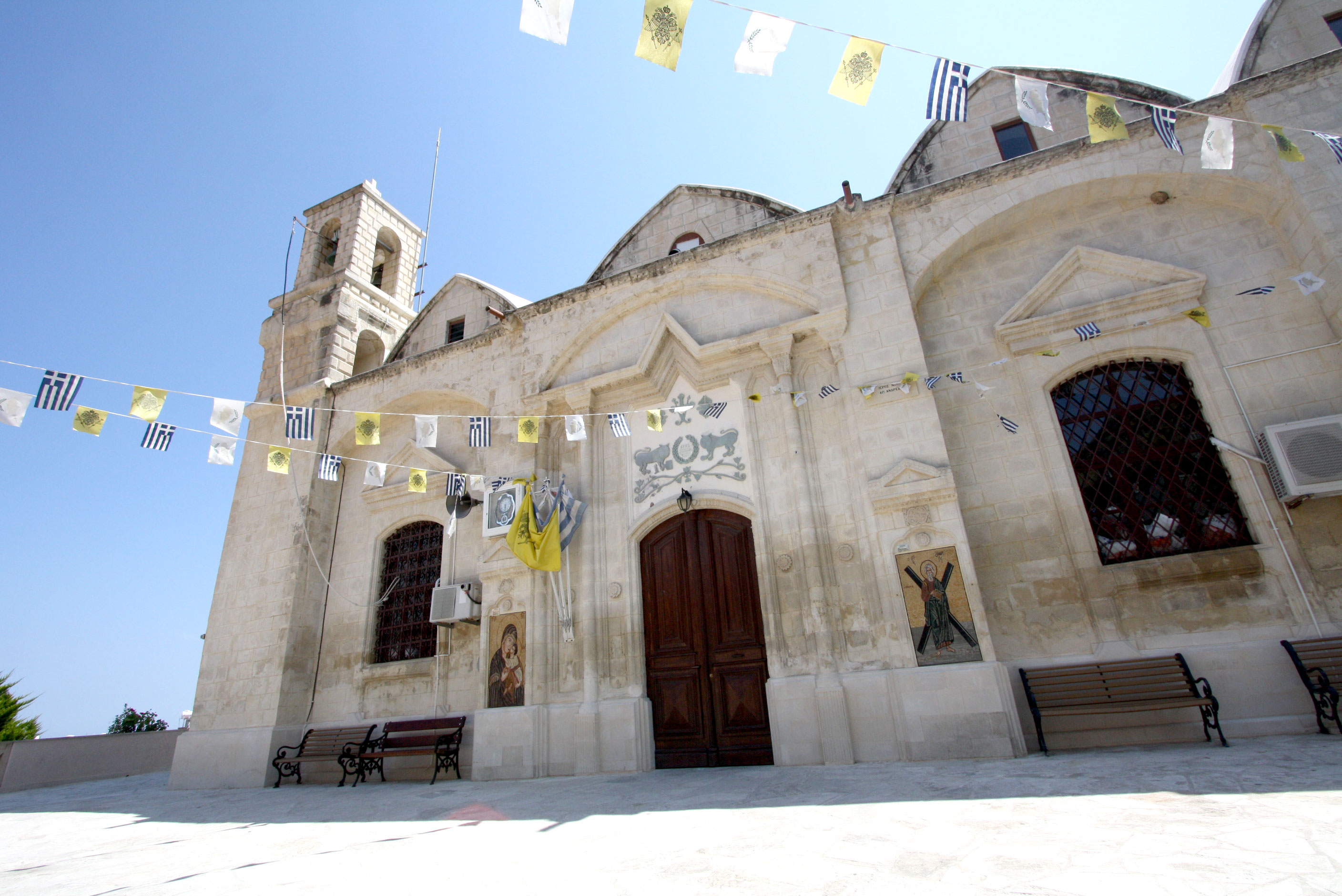 Pissouri main church