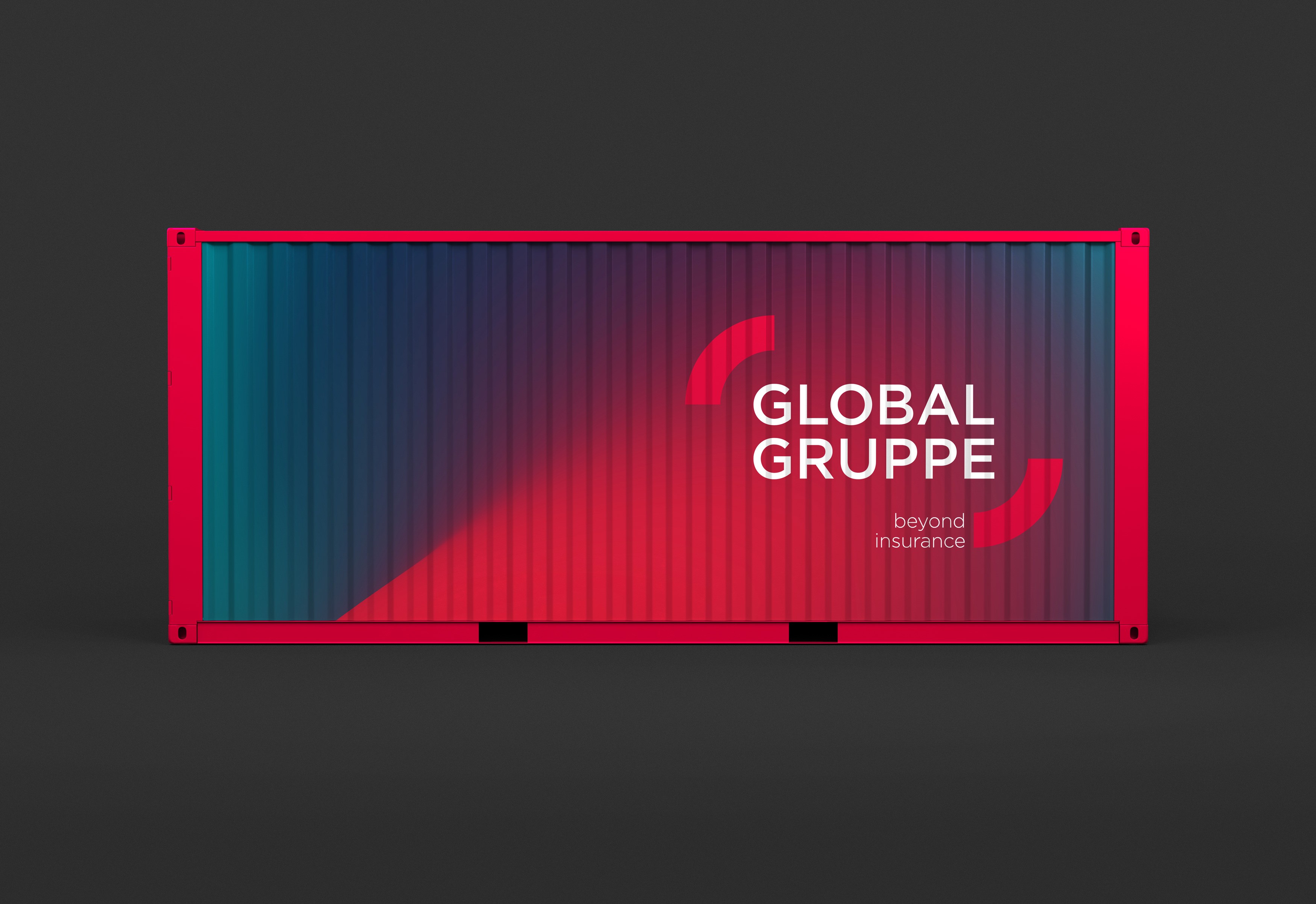 Logo-Anwendung im Raum – Corporate Signage und Branding der Global Gruppe.