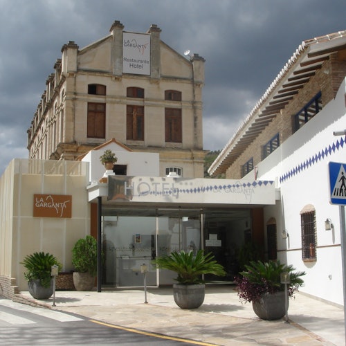 Caminito del Rey: Guided Tour + Shuttle Bus from El Chorro tickets in Ardales
