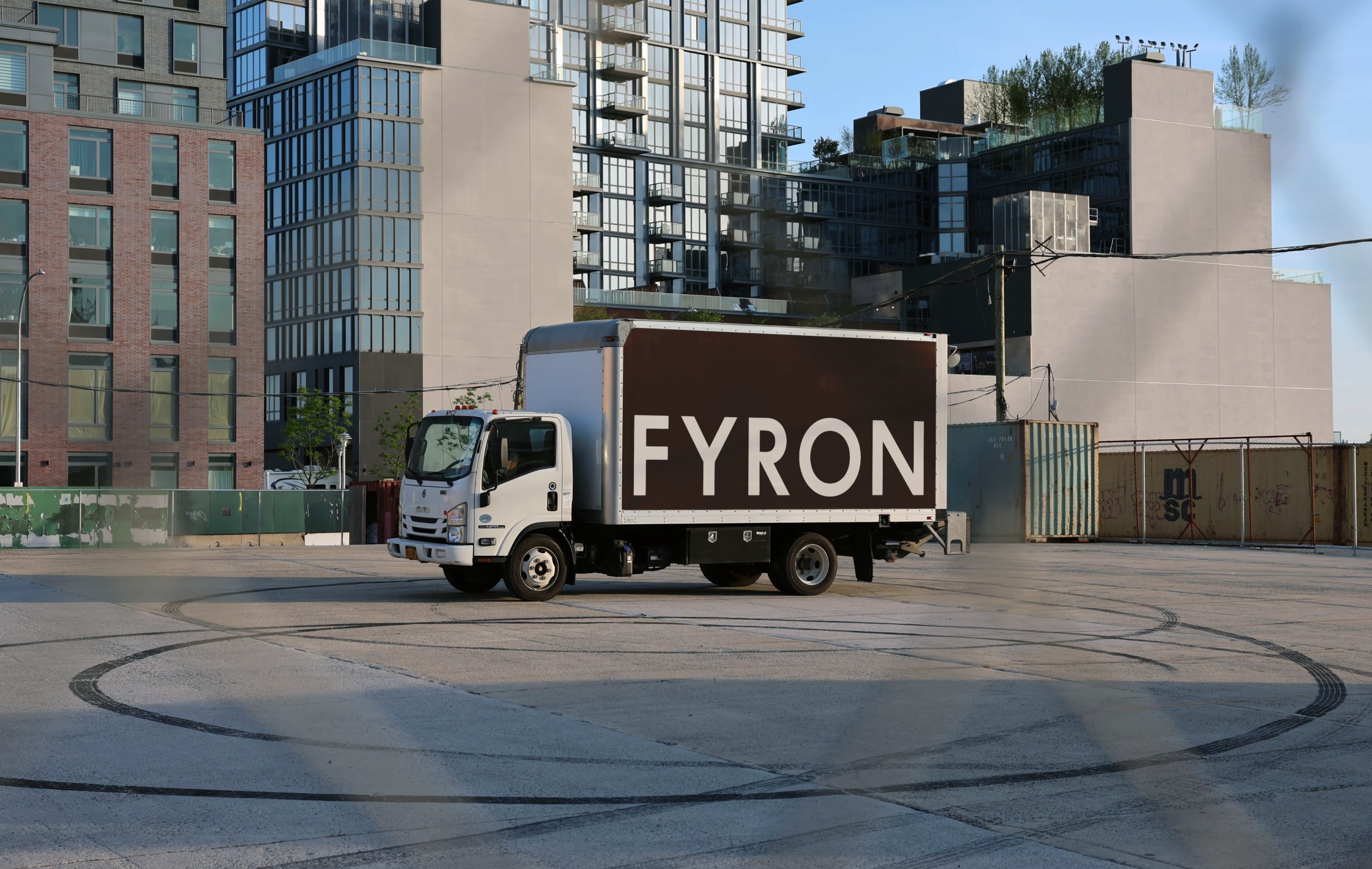 logo mockup on car  fyron by analogue agancy