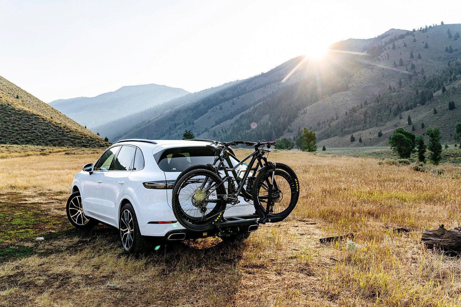 mountain biking with Porsche Cayenne