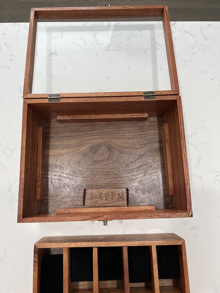 10 Watch Case — photo 14 of 15